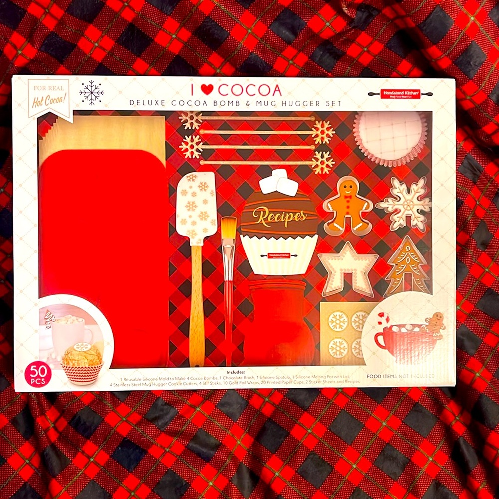Handstand Kitchen: I ❤️ Cocoa: Deluxe Cocoa Bomb & Mug Hugger Set: Brand New! ☕️
